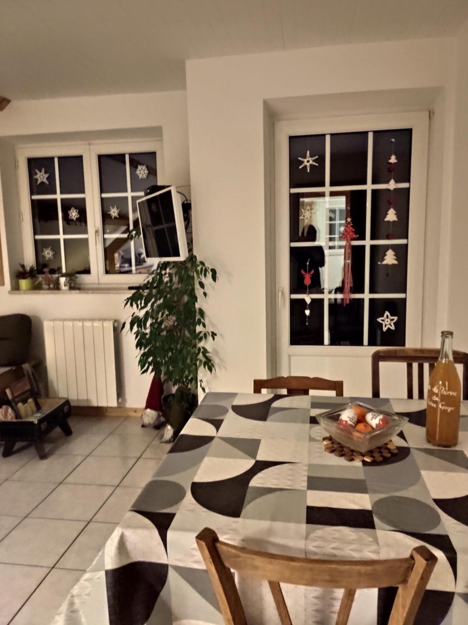 Appartement Douillet Avec Vue Sur Les Montagnes Fouchy Bagian luar foto